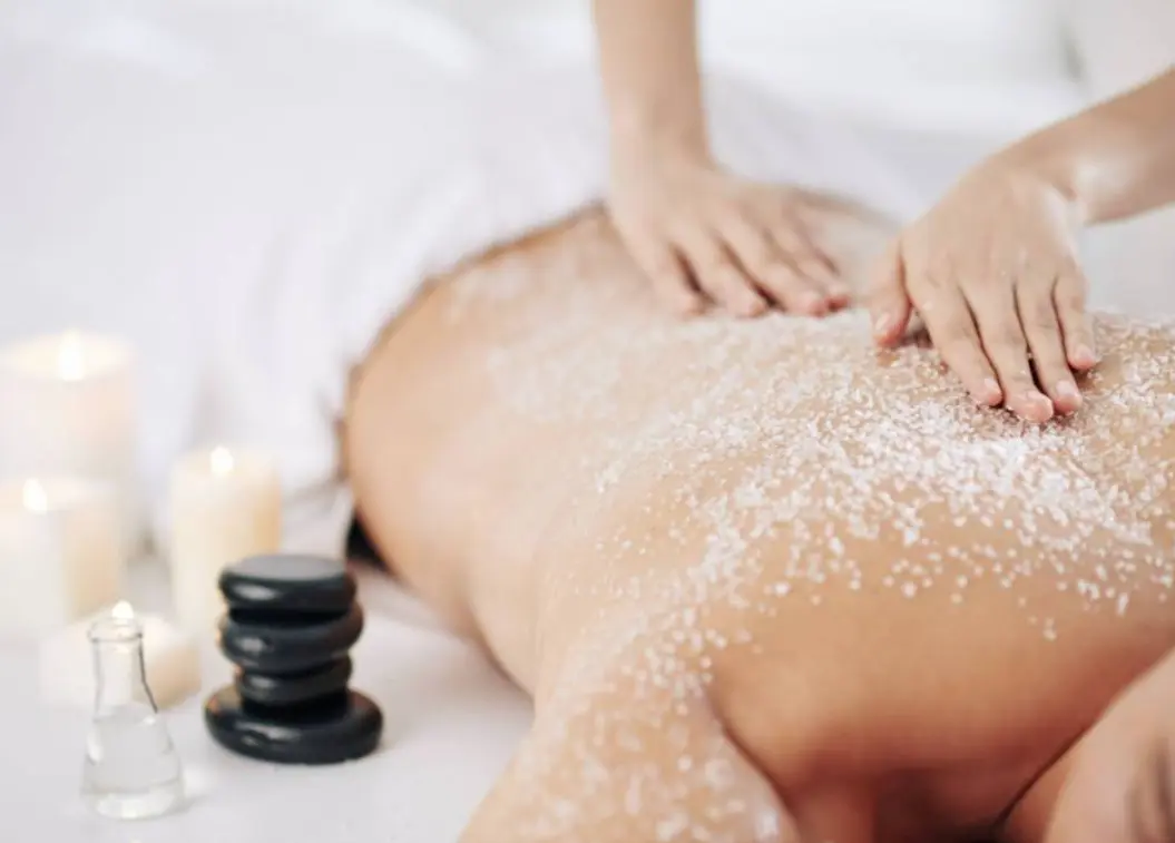 Back Polishing Treatment | Smooth & Glow  at Kritika Ladies Parlour Patna